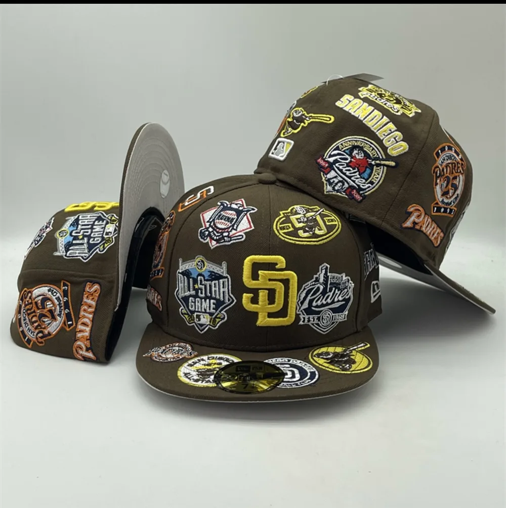 Gorra fitted San Diego Padres café con todos los parches