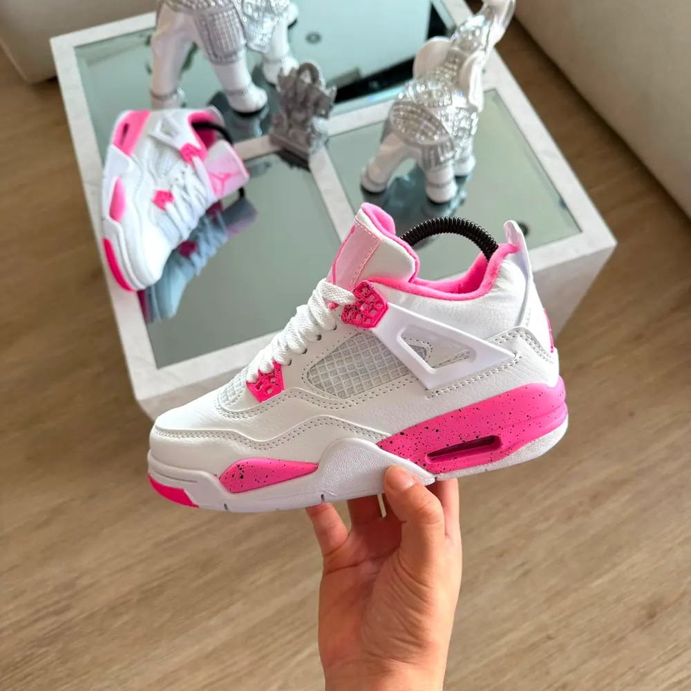 Zapatillas Jordan Air Jordan 4 blanco y rosa
